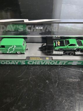 M2 Machines Chevy Hauler Set